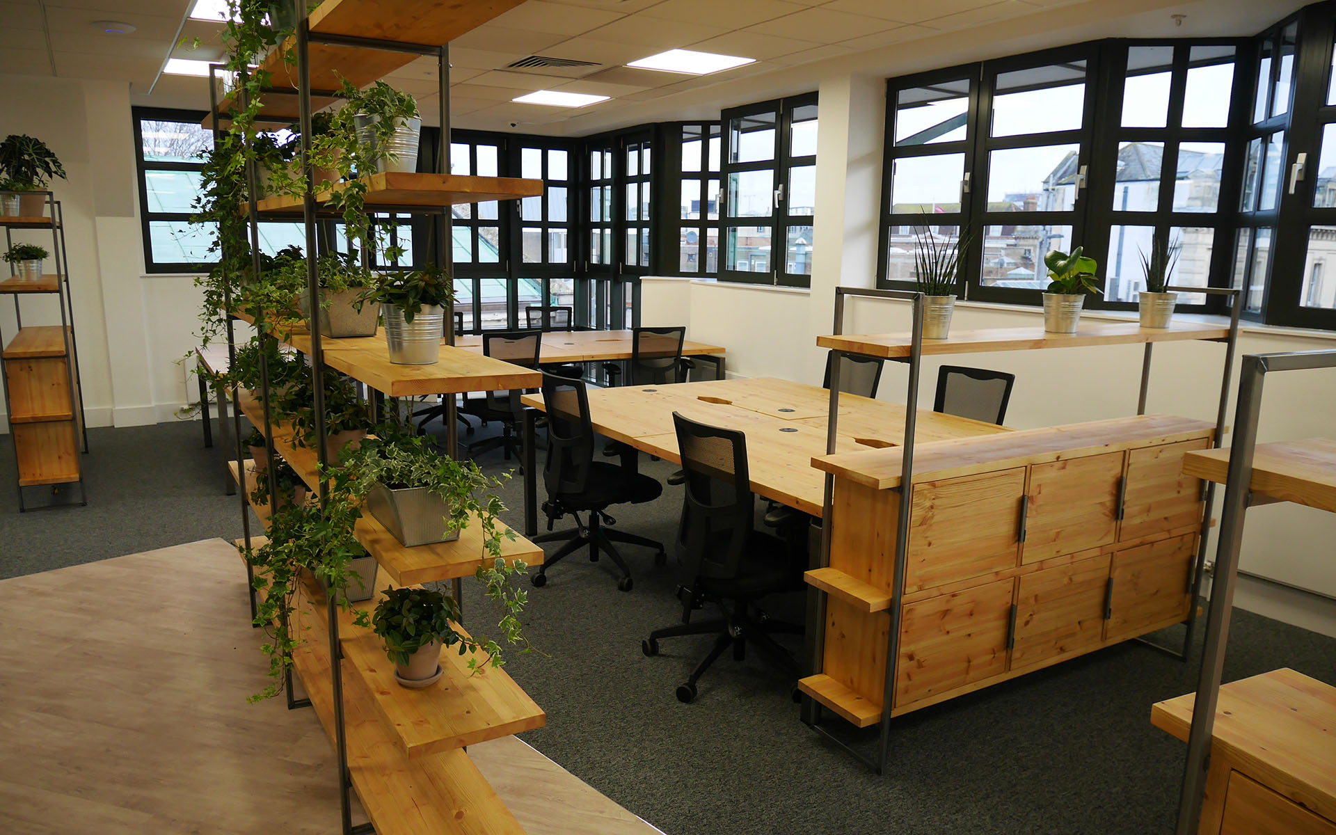 Fixed Desk area
