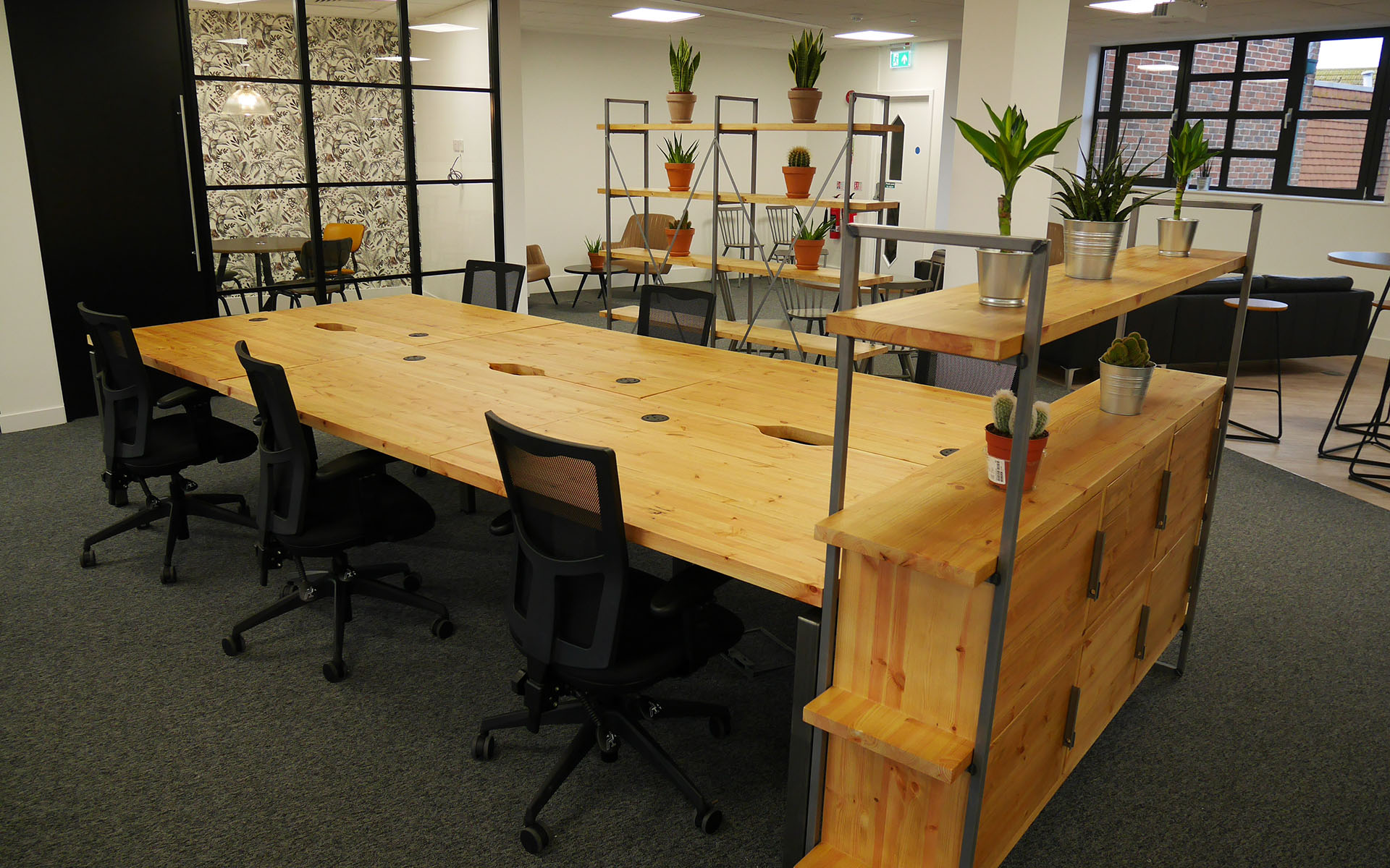 Fixed Desk and kitchen area